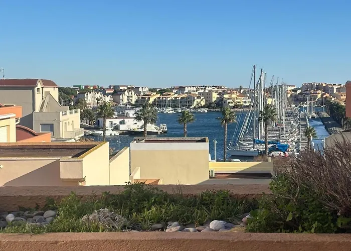 Elegant T3, Vue Sur Le Port - Grande Terrasse 아파트 *